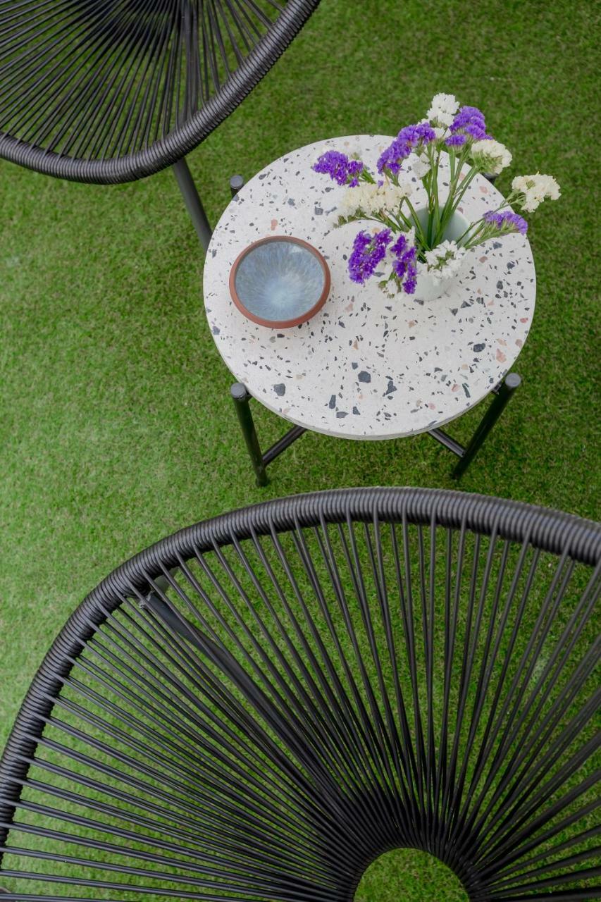 Sunny Apartment With Patio, By Timecooler Lizbona Zewnętrze zdjęcie